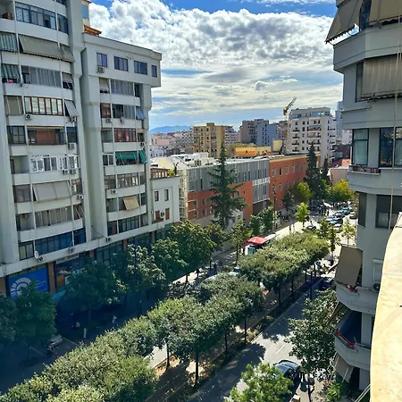 Ervin - 5 Min To Skenderbeg Square Διαμέρισμα Τίρανα