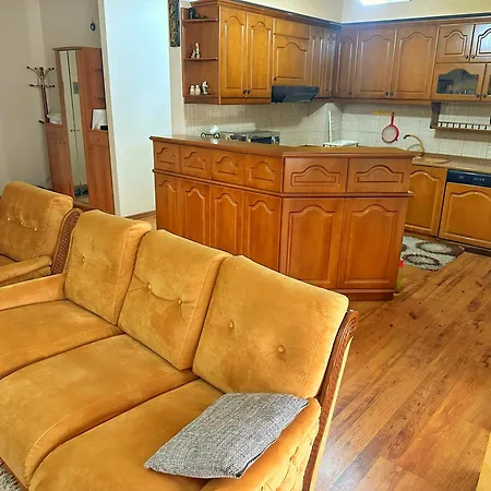 Διαμέρισμα Ervin - 5 Min To Skenderbeg Square *